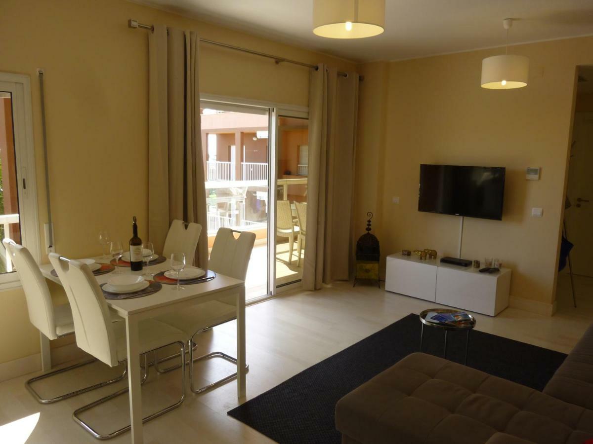 Beach & Sea Apt, Fast Wifi, Airco, Private Parking And Pool Portimão Dış mekan fotoğraf